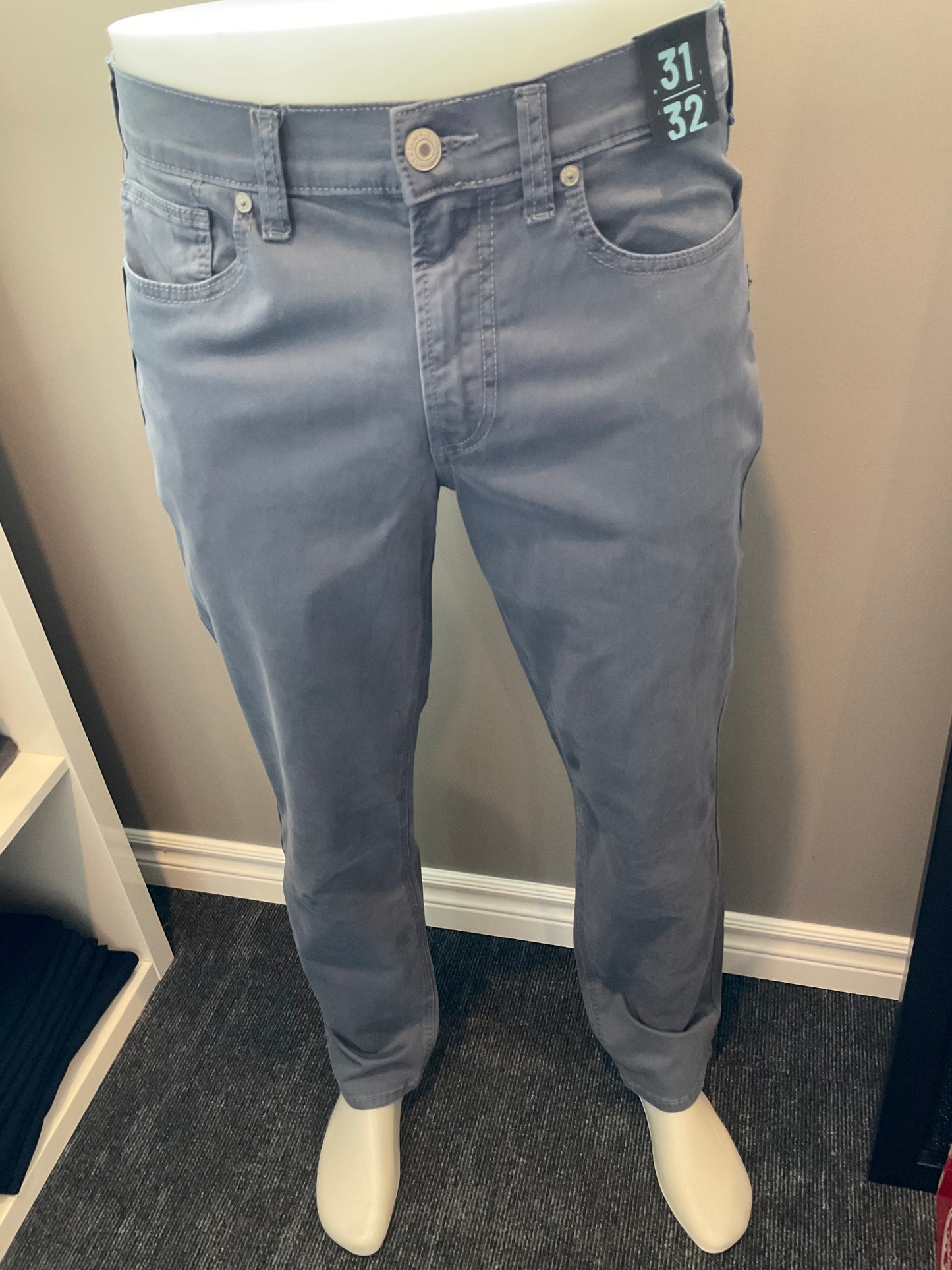 Eddie Classic Athletic Fit Tapered Leg Essential Twill Pants Slate Blue M63915