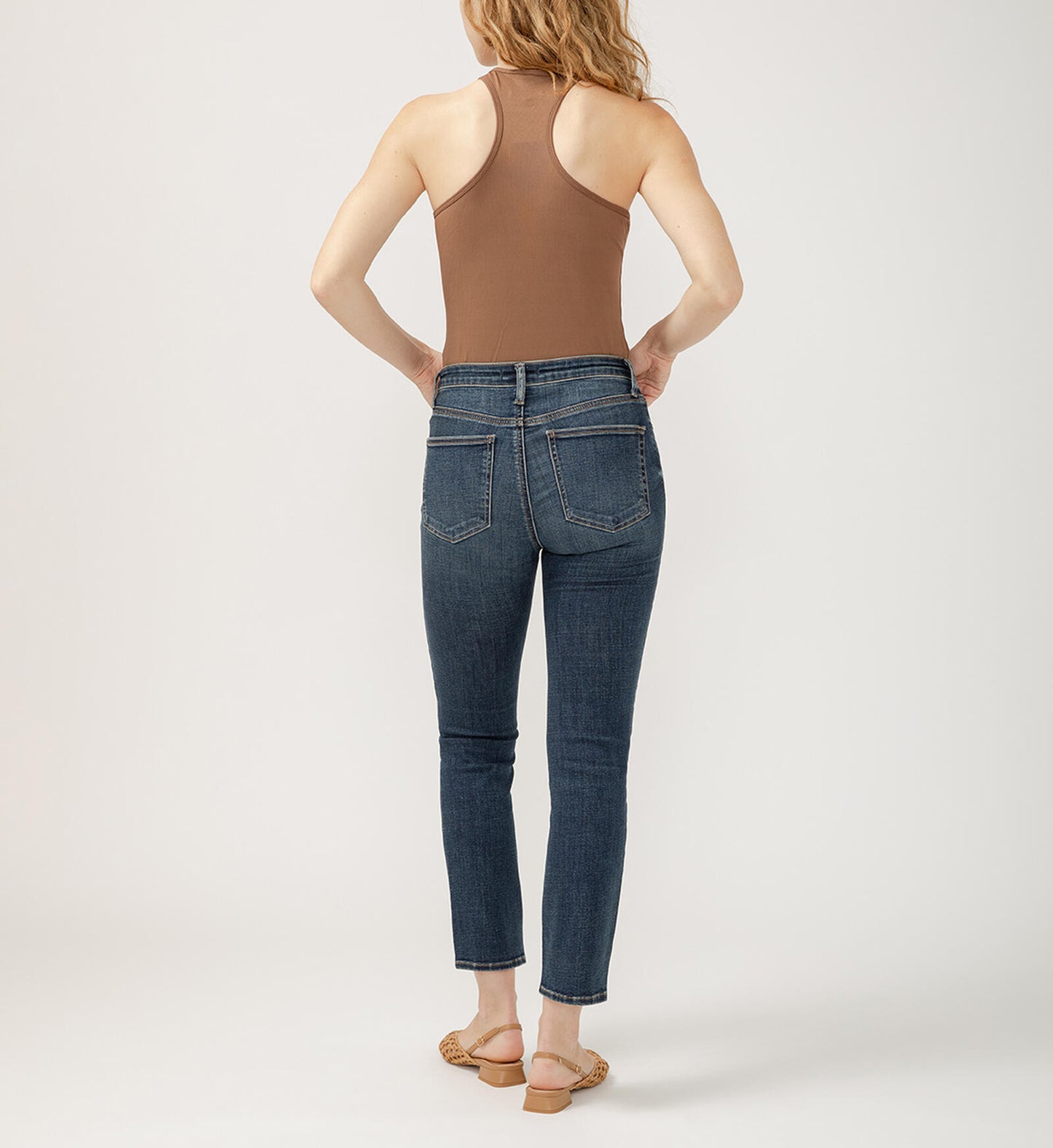 Most Wanted Mid Rise Ankle Straight Jeans L63424ECF371
