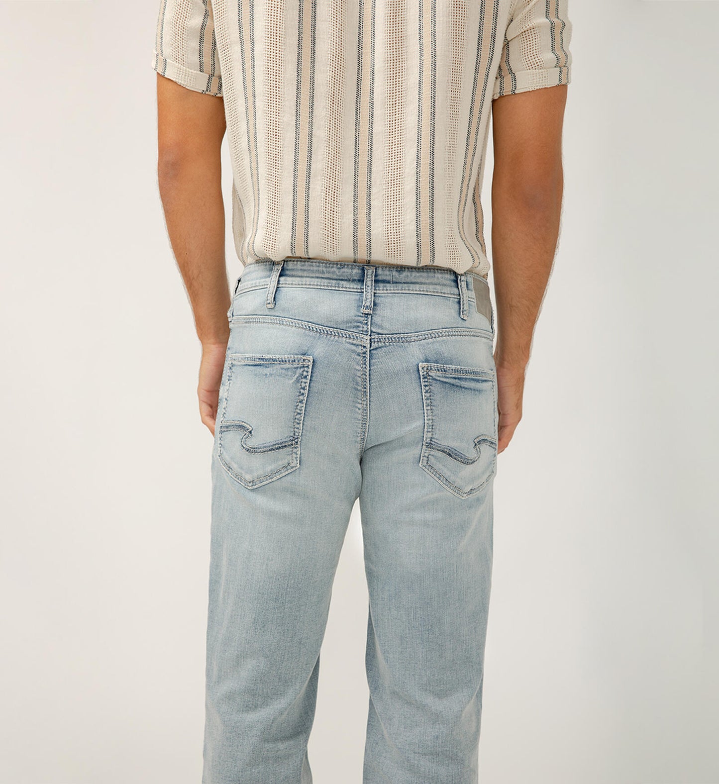 Zac Relaxed Fit Straight Leg Jeans M42411SIA180