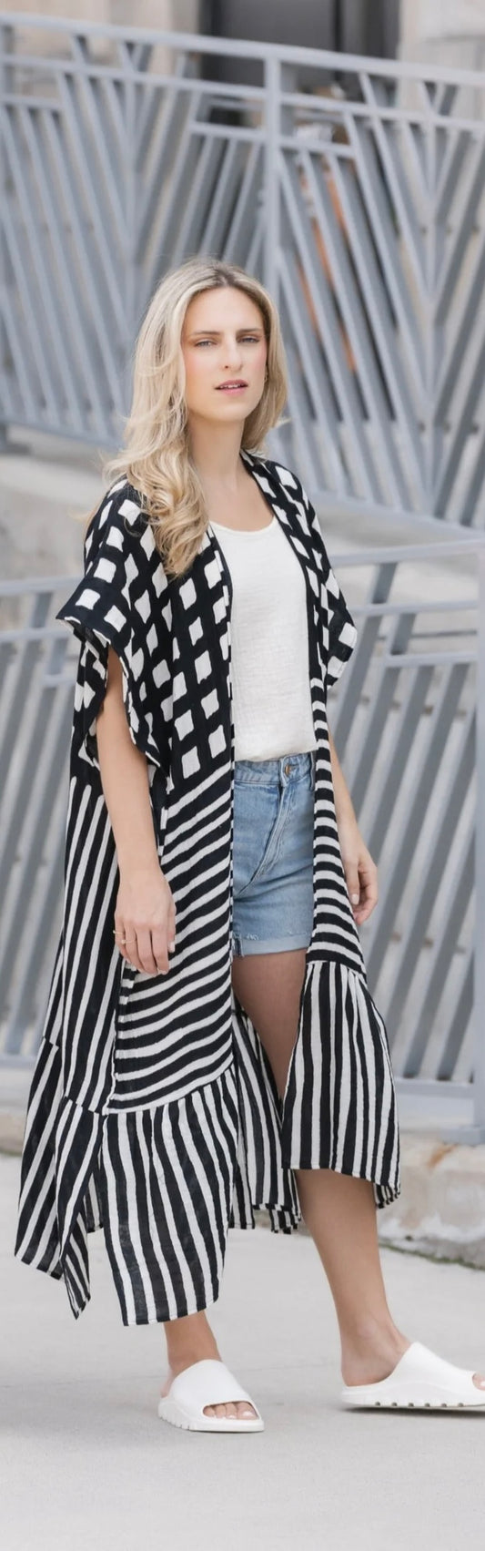 Shyla Cardigan Black Print 5295