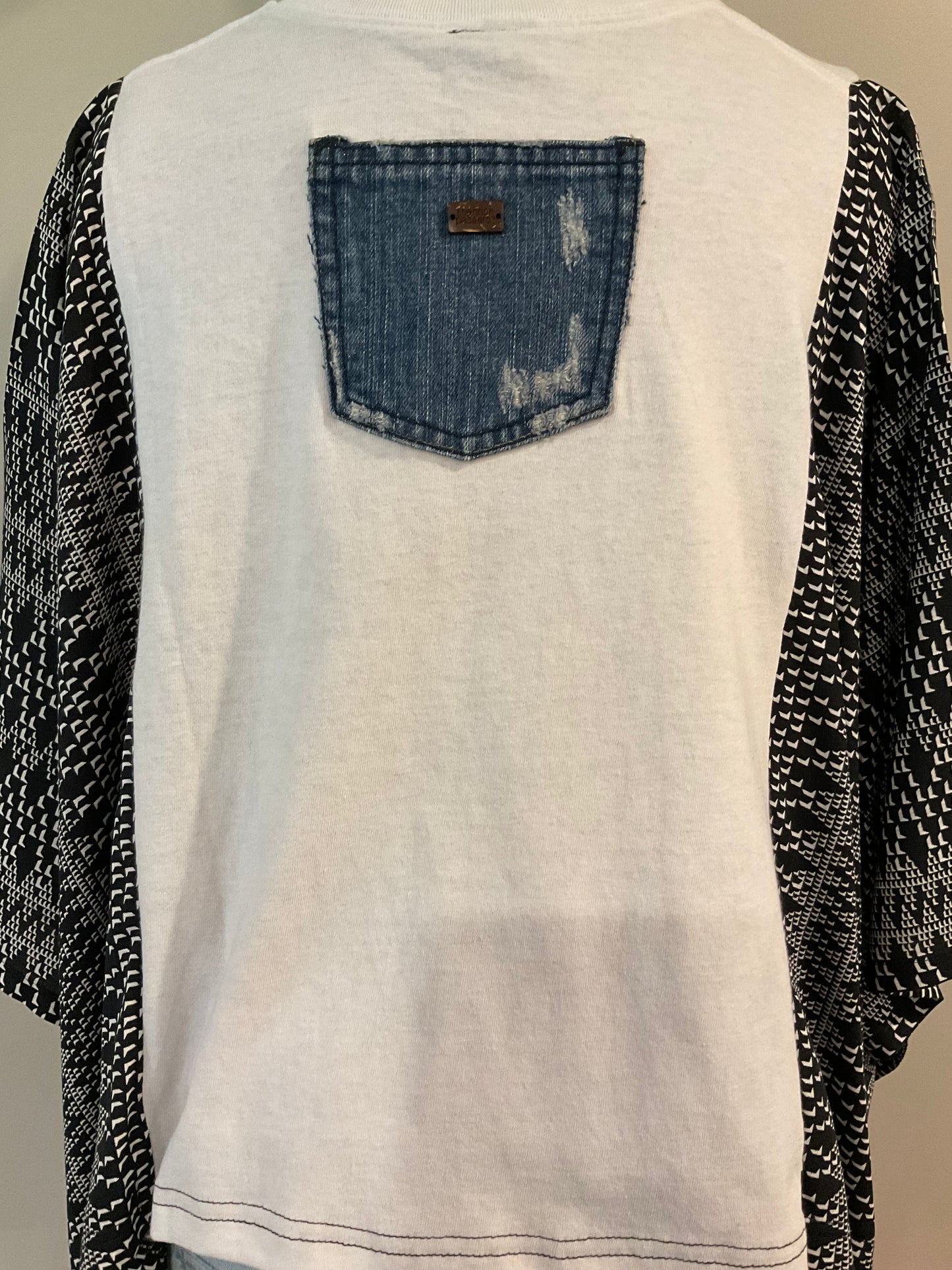 Banded Pullover “D” 5512