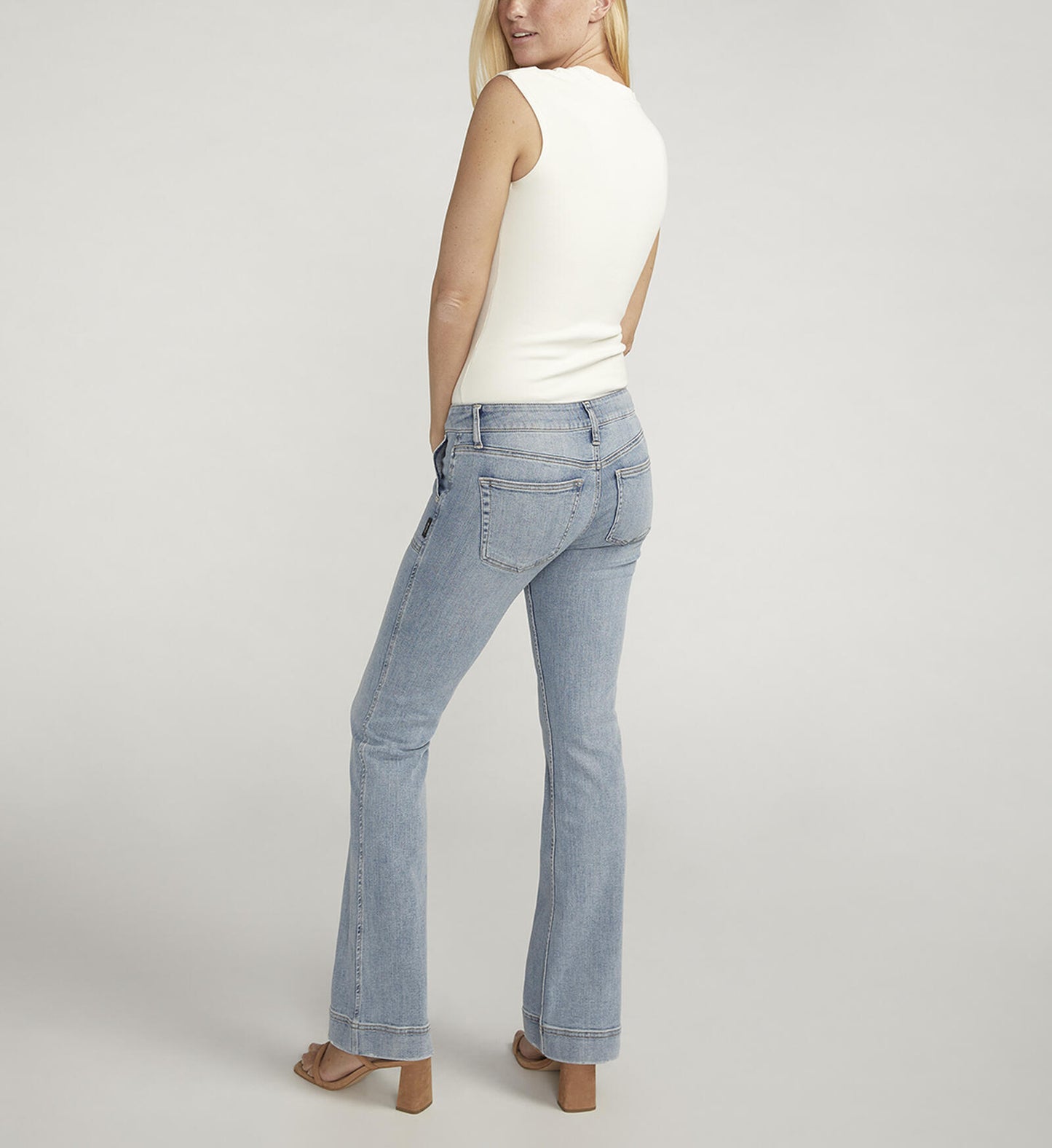 Britt Low Rise Bootcut Jean L90706SCV214